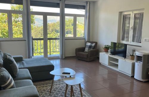 Cova Apartment | Casa de Casarelhos - "Rio - Cascatas - Montanha - Gerês"