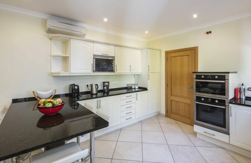 Colinas Verdes Villa | Casa de Colinas - Four Bedroom Villa, Sleeps 8