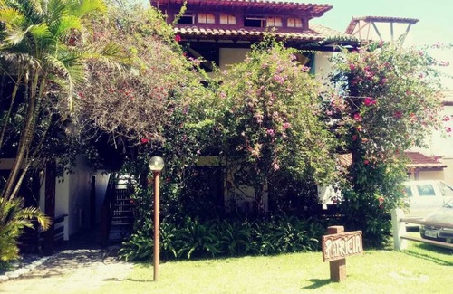 Pero Apartment | Casa de com 2 suites e 1 quarto em condomínio fechado no Peró