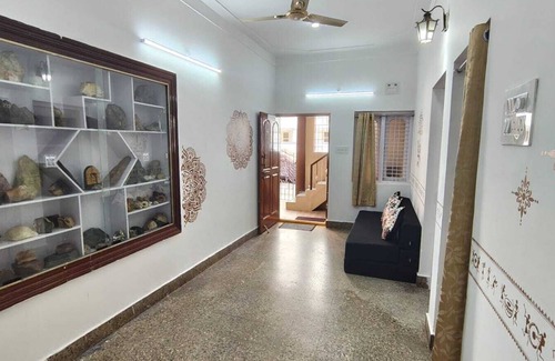Bengaluru House | Casa de Familia - 2BHK - Homestay - Manyata Tech Park - Hebbal Kempapura
