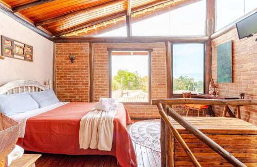 Caetetuba House | Casa de Hospedes Chalé Rustico com Banheira e Piscina Privativa a 1h de SP Espaço Totalmente Privativo