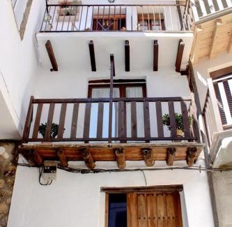 Pedro Bernardo House | Casa de la Golondrina