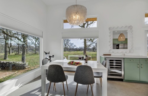 Stonewall House | Casa De La Klein Serene Stargazing Retreat