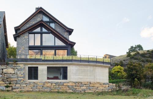 Sandinies House | Casa de la paz en el Valle de Tena