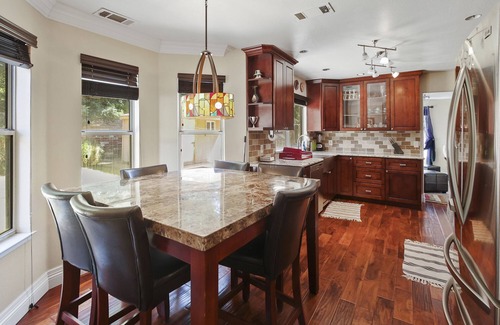 Lodi House | Casa de Lodi - Cozy Home Close to Vineyards