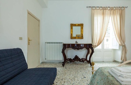 Ceraso House | Casa De Luca - appartamento con 3 camere 2 bagni e cucina in centro a Ceraso - fino ad 8 persone