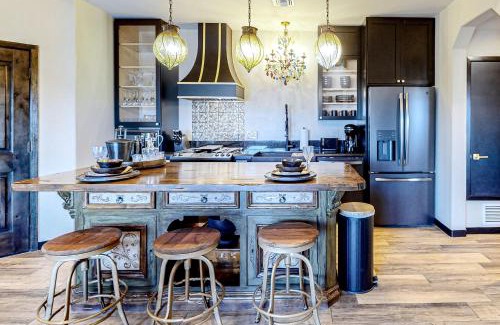 Catalina Foothills Estates House | Casa de Luz