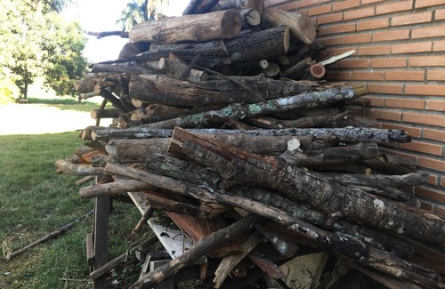 Morada Nova de Minas Ski Chalet | Casa de Madeira c/Fogão a lenha e lago para pesca