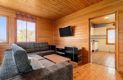Sant Jaume d'Enveja Ski Chalet | Casa de madera en el delta del ebro, en zona cerca de de la playa.