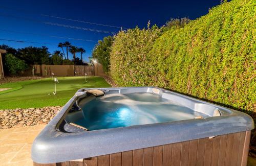 Raskin Estates House | Casa De Palms Home