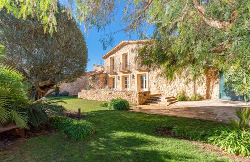 Viladellops House | Casa de Piedra