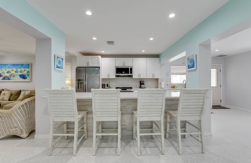 Little Torch Key House | Casa de Sueno: Boating, Pool | 5 Bed, 2 Bath