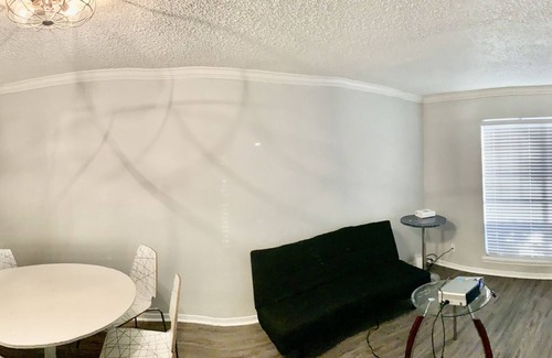 Woodlake - Briar Meadow Apartment | Casa De Vacacion/VACATION APT 1 BEDROOM