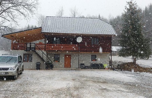 Uricani House | Casa de vacanță Mira