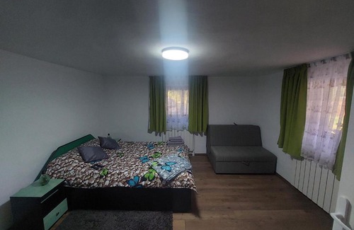 Uricani House | Casa de vacanță Mira