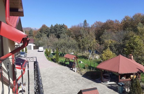 Bughea de Sus House | Casa de vacanta La Ticu