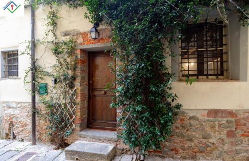 Massa Apartment | Casa Dei Briganti by TuscanyWeGo