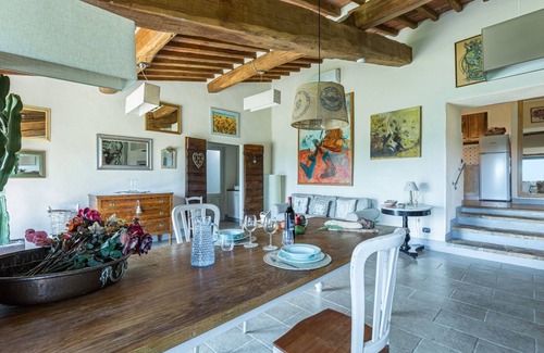 Gaiole in Chianti Villa | Casa dei Mandorli, Gaiole in Chianti, Siena and Chianti