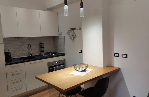 Old Town Apartment | Casa Dei Normanni: DEA by the sea and in the historic center Cefalù