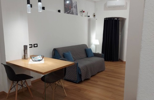 Old Town Apartment | Casa Dei Normanni: DEA by the sea and in the historic center Cefalù