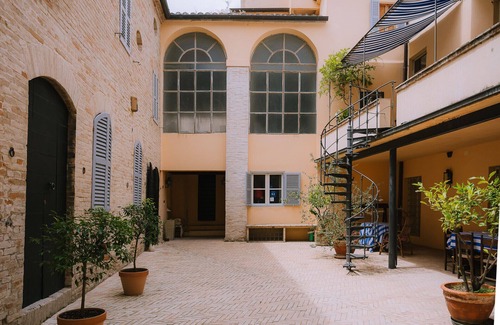 Fermo Apartment | CASA DEL CONTE, beautiful terrace, historic center 7 km from the beaches.