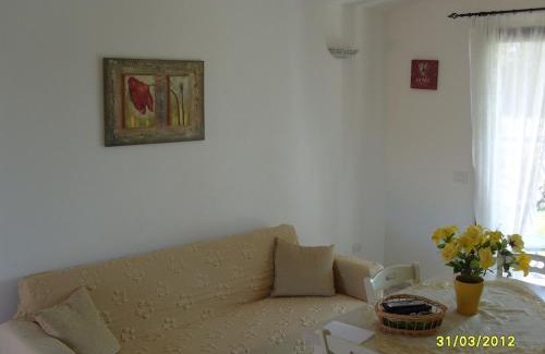 Pittulongu House | CASA DEL FARO Piano Terra con Giardino