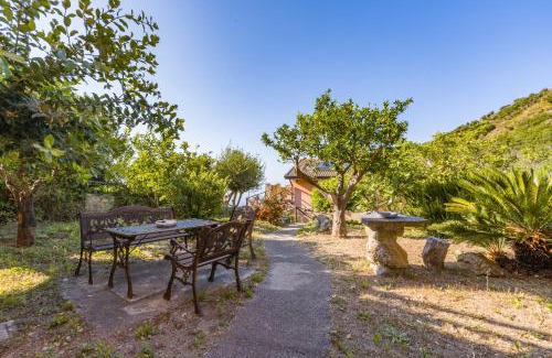 Santo Stefano Apartment | Casa del Mandorlo Gioiosa Marea