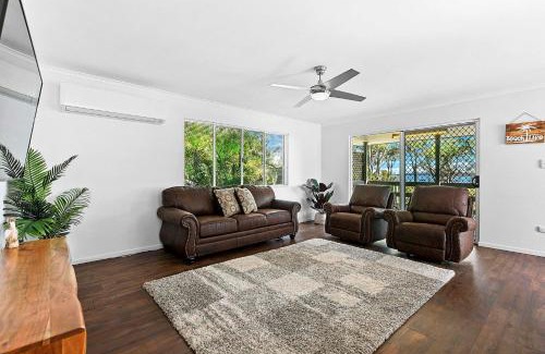 Burrum Heads House | Casa Del Mare - 3 Bedroom Home