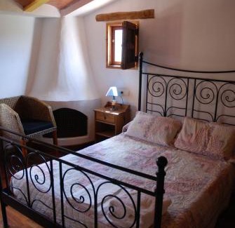 Rubielos Bajos House | Casa del Rio