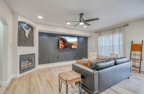 El Paso House | Casa Del Sol