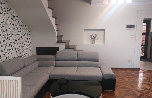 Tulcea House | Casa Delia
