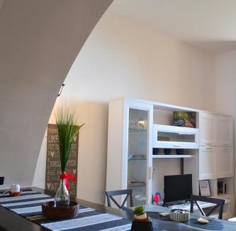 Montopoli di Sabina Apartment | Casa dell' Artista - Tamerò Estates