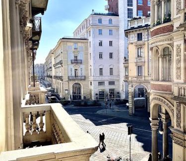 Roman Quarter Apartment | Casa dell'Inno di Mameli