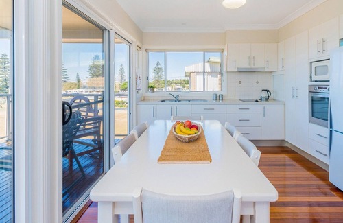Brooms Head House | Casa della vista - Beach Front Location