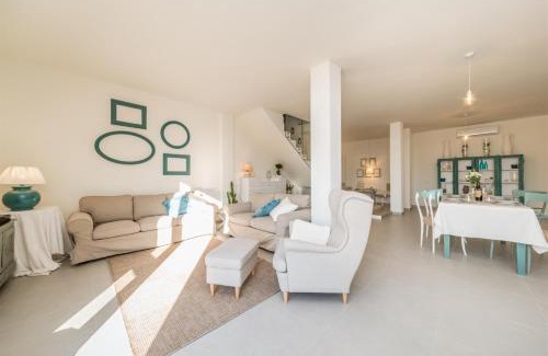 Montelupone Villa | CASA DI EOLO 8&2, Emma Villas