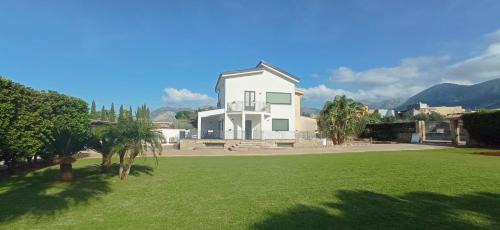 Carini House | Casa di Lele