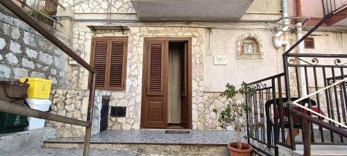 Montelepre House | Casa di Lia