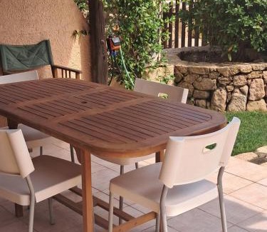 Porto Pollo Apartment | Casa di Lu' - Bilocale con giardino - Porto Pollo