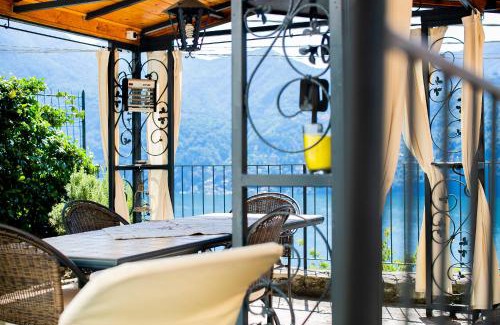 Carate Urio Apartment | Casa di MOMO