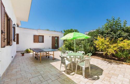 Campi Salentina House | Casa di Paolo by BarbarHouse