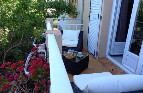 Serra-di-Ferro Apartment | CASA DI PETRU ANTÒ