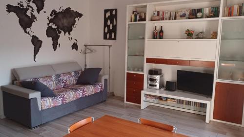 Canzo Apartment | Casa di Sofia e Oscar Lago di Como Canzo