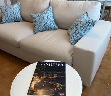 Ospedaletti Apartment | Casa di Vavi