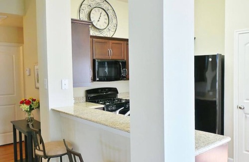 Bryan House | Casa di Vino ~ Relax and Refresh!