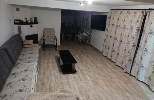 Poiana Marului House | Casa din Livadă, Poiana Mărului, Brasov
