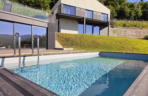 Vila Cottage | Casa do Barbeiro | Accommodation with River Views | Agro-tourism