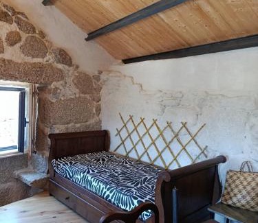 Meada House | Casa do Casal - nature & village, AL