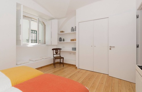 Santa Maria Maior Apartment | Casa do Castelo Superior House by HomeWith a View