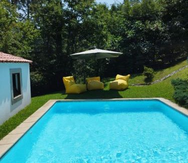 Gondufe House | Casa do Costeiro by AlmaStay