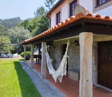 Gondufe House | Casa do Costeiro by AlmaStay